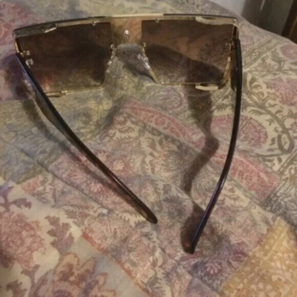 Sunglasses Luxury Retro Large Square  Brown Leopard Gold Frame - Picture 7 of 9